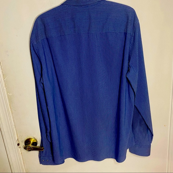 Armani Exchange Button Down w/Clasp Buttons SZ LG - Picture 2 of 8